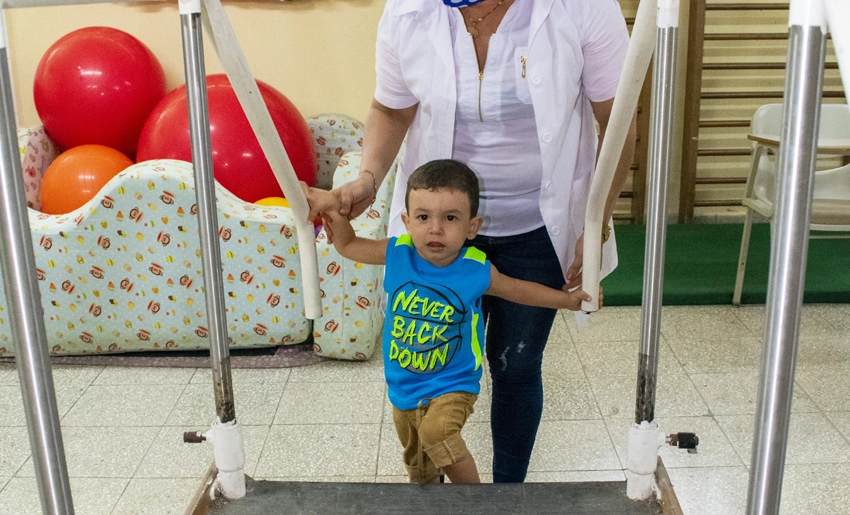 rehabilitacion pacientes pediatricos holg