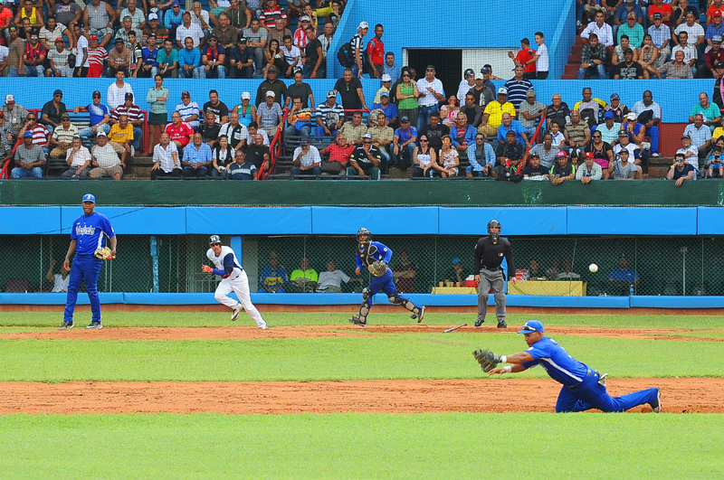 holguin vs industriales1