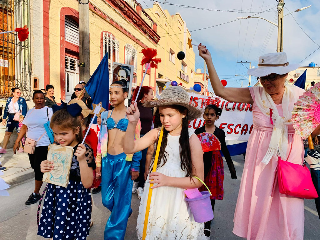 desfile pioneril m 08