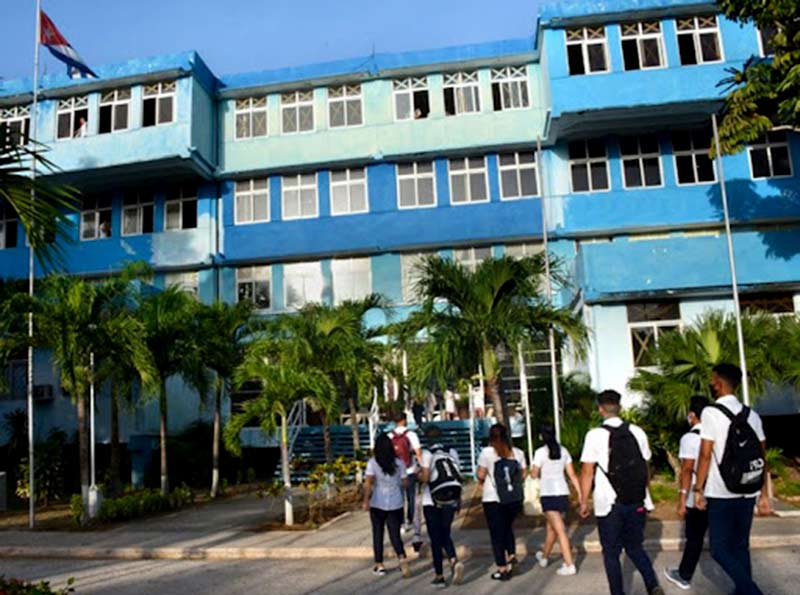 Universidad de Ciencias Médicas Holguín