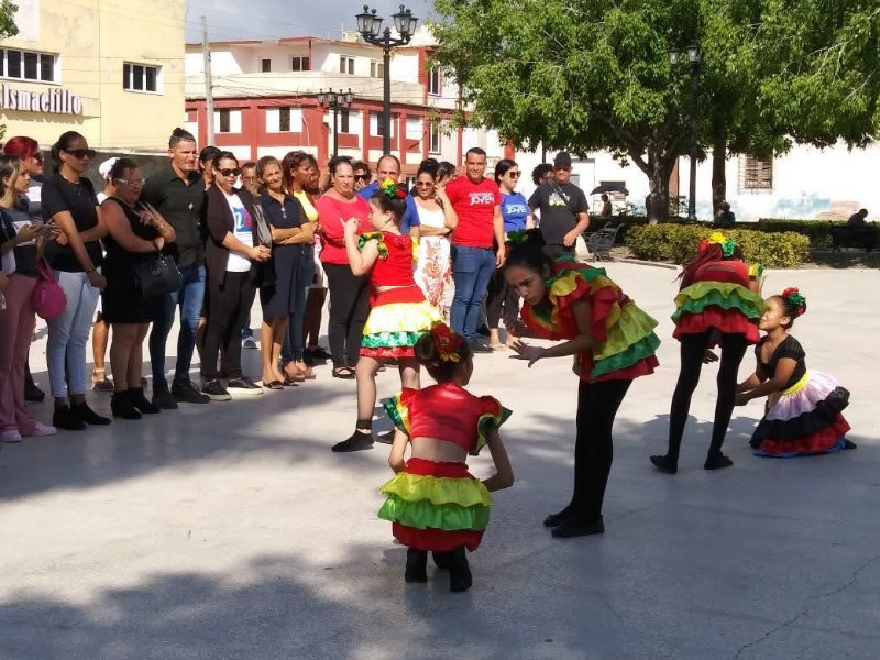 instructores arte 04