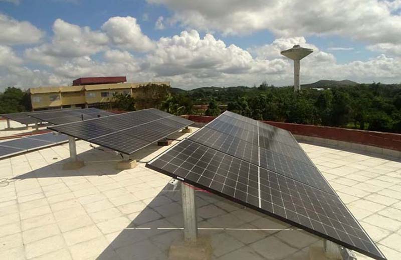 universidad holguin paneles2