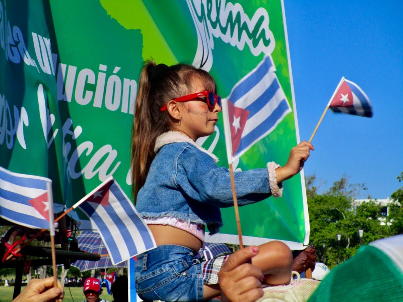 1M desfile 02