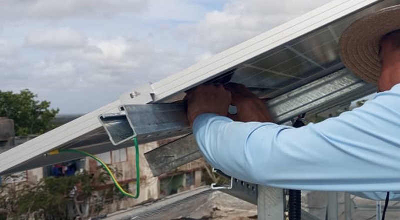 consultorios medicos paneles solares 01