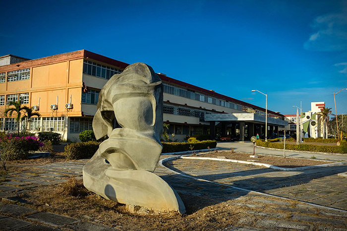 hospital holguin