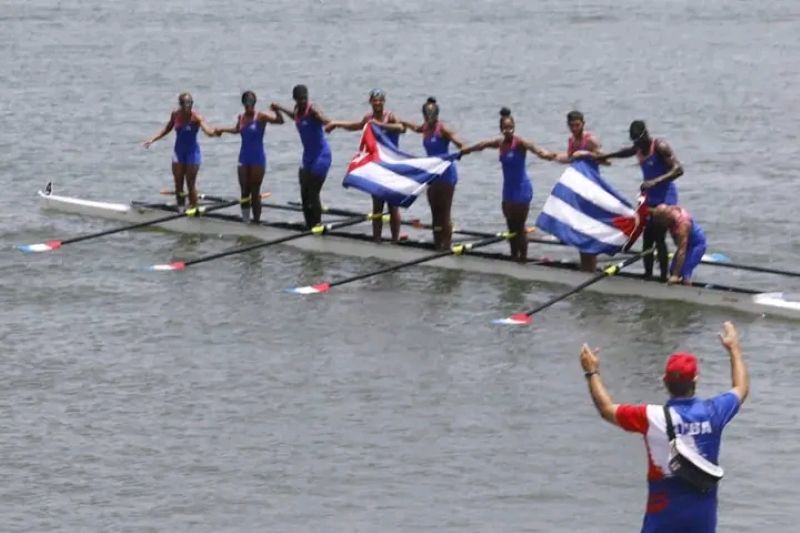 Equipo Remo Oro1