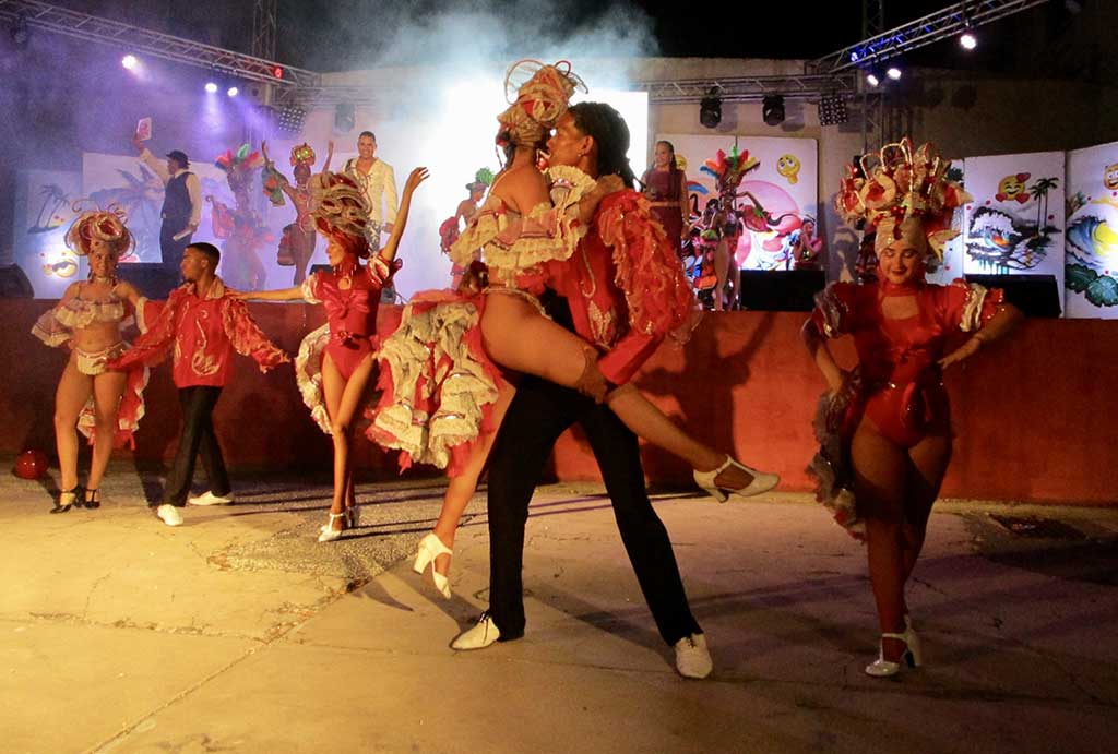 gala a celebrar la.vida Ariel 15