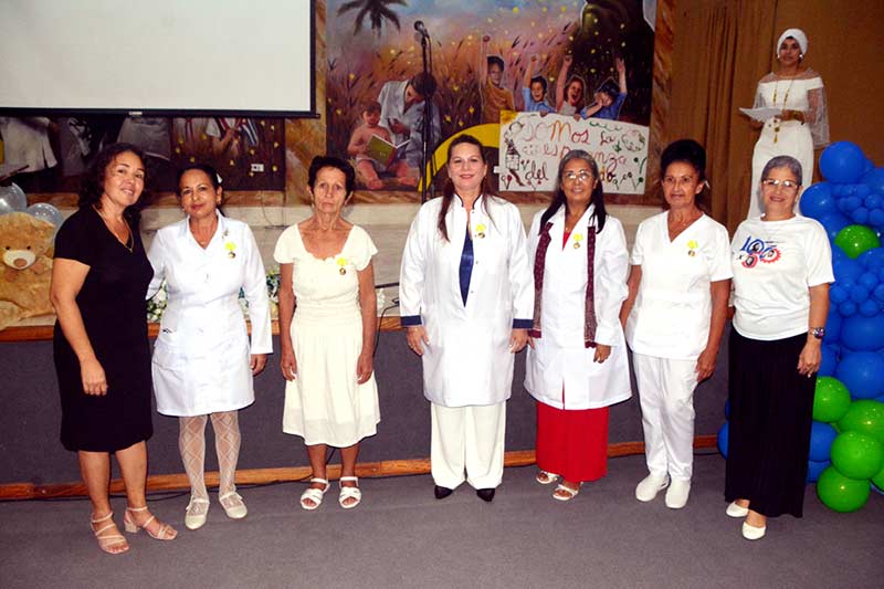 hosp pediatrico aniversario ATH 13