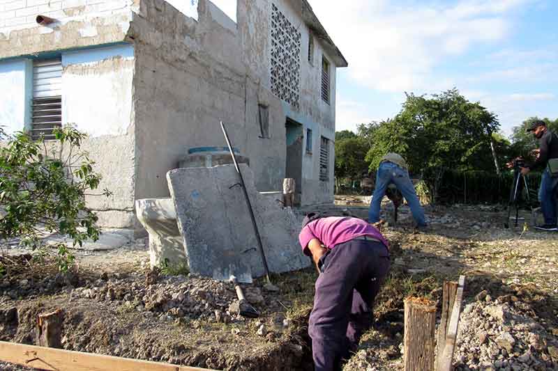 ernesto consultorio ATH 1