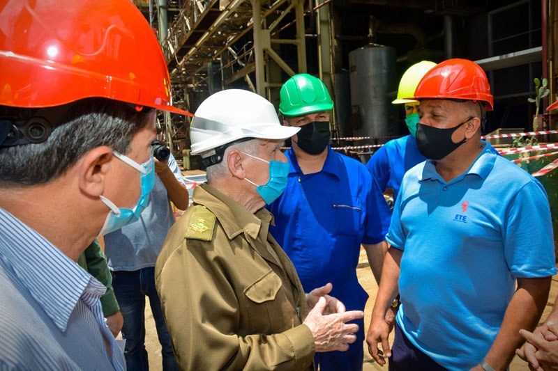 Ramiro chequea Felton Holguin2