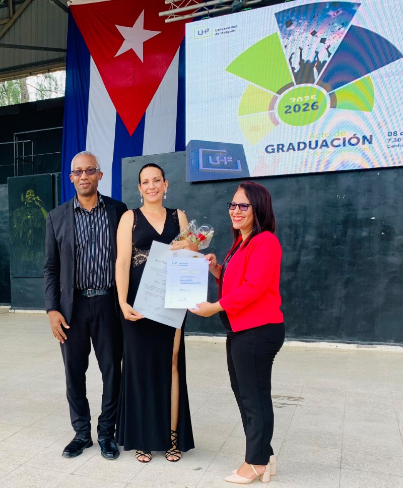 graduación uho 03