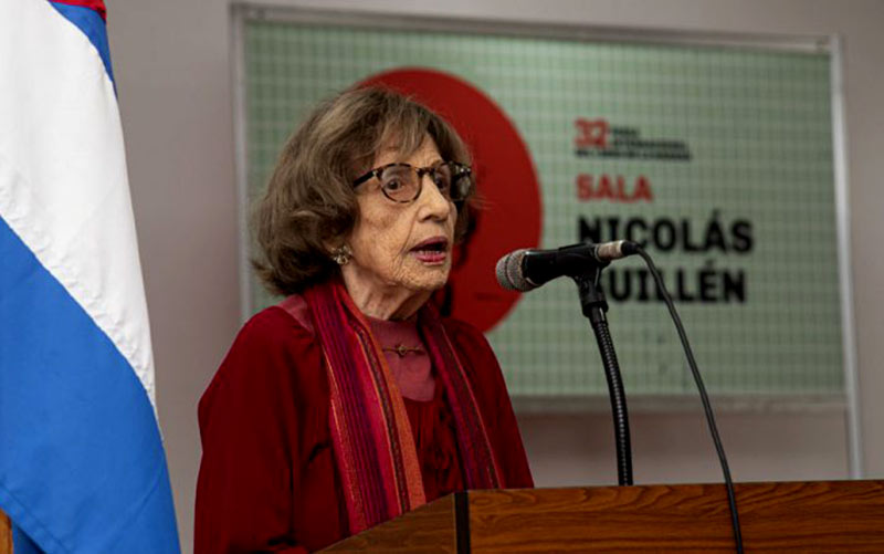 Maria E Llana 3